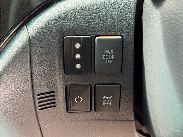 �p���[�X���C�h�h�A�؂�ւ��X�C�b�`