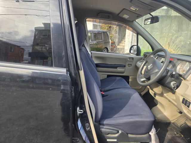 �V�[�g���L�X�ł��B(�x�����z13.8���~�E�����Ɍ���E�^�C�~���O�x���g�����ς݁E�x�������z�ɎԌ�2�N�܂܂�Ă܂��B)