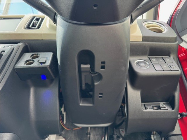 ���̑���t�������p�[�c�Ȃǂ������܂����炲���k���������B