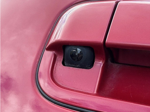 �o�b�N�J�����������Ă���܂��̂Œ��Ԃ����ȕ������S!