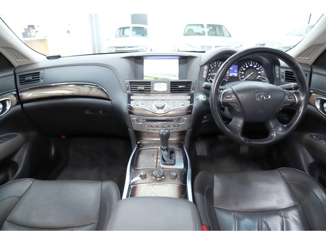 フーガハイブリッド3.5 VIP