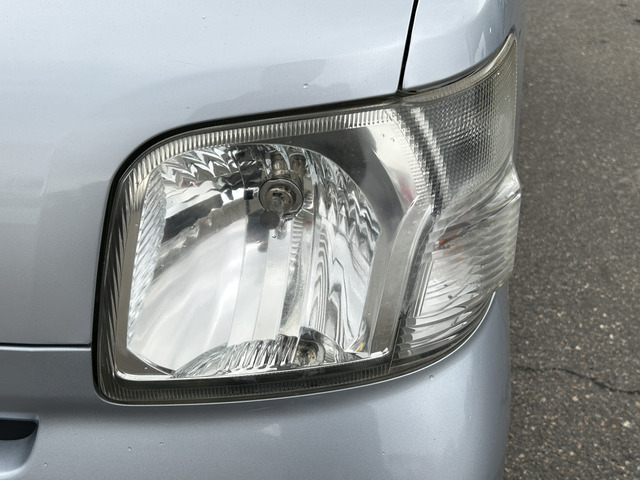 �y�x�����z���i�X�z���Ԃ������������܂��āA���ɗL�������܂��B�݌Ɏԗ��ɂȂ�܂��̂ŁA���񂲓s���̋X�������ɁA���ɗ��ĉ������B���X�\��������ƁA���ē����X���[�Y�ł��B