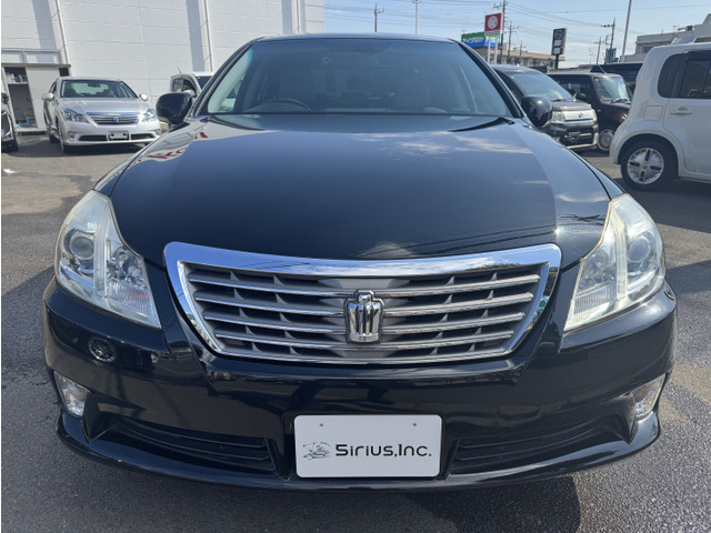 クラウン3.0 ロイヤルサルーンG オットマンパッケージ