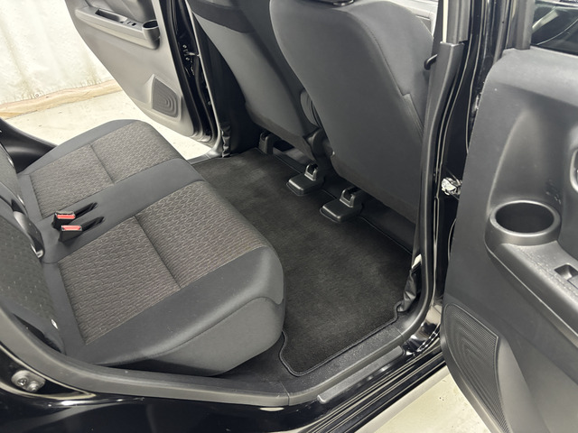 �y����OK�z���Ԃ̈ړ���葱���Ȃǂ������܂��̂ŁA����]�̍ۂ͂����X������O���܂łɂ��A�����������B�i���o�[�v���[�g�̖����Ԃ̌����ł̎���́A�X�^�b�t�̉^�]�ƂȂ�܂��B�������͉\�ł��B