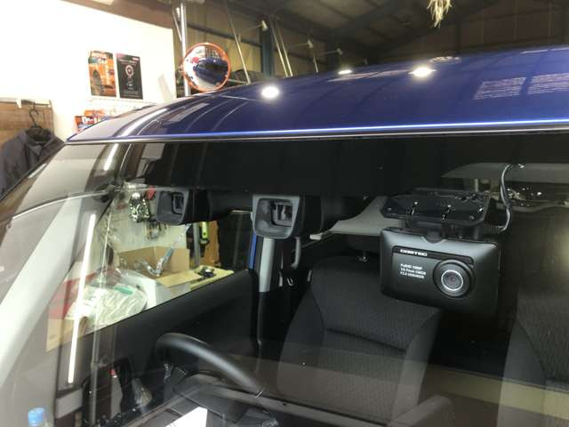 �f���A���J�����u���[�L�T�|�[�g + �O��A���h���C�u���R�[�_�[