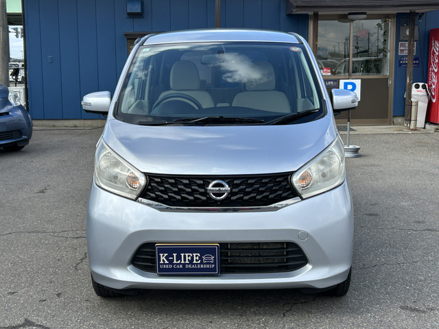 �y�x�����z���i�X�z���Ԃ������������܂��āA���ɗL�������܂��B�݌Ɏԗ��ɂȂ�܂��̂ŁA���񂲓s���̋X�������ɁA���ɗ��ĉ������B���X�\��������ƁA���ē����X���[�Y�ł��B