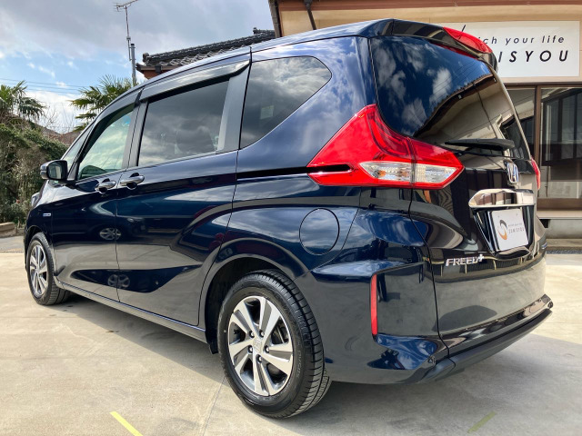 現在内装クリーニング中です☆彡 近日内装写真掲載いたします。しばらくお待ちください。