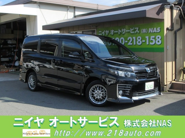 ヴォクシー1.8 ハイブリッド ZS