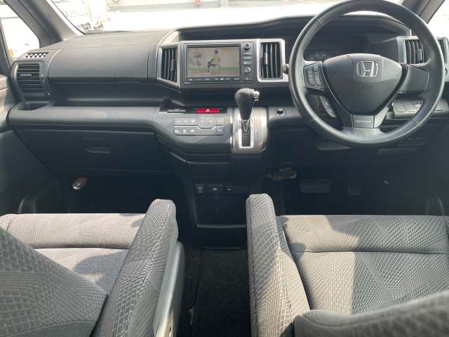 ステップワゴン2.0 スパーダ Z クールスピリット