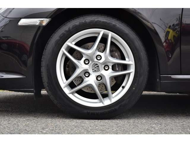 �y�����X�\�񂨊肢���܂��z�����X�́A���q�l�փX���[�Y�ɂ��Ԃ����Ē����ׁA���\��𒸂��܂�����K���ł��B�܂��A���_�񎞂ɂ́A���Ԃ̍ŏI�m�F�̎�����s���Ē����܂��B