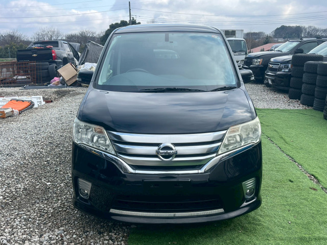 セレナ2.0 ハイウェイスター Vセレクション