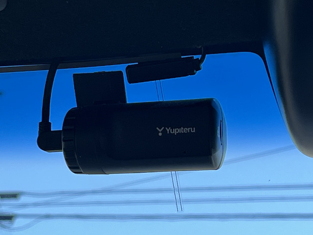 �O���h���C�u���R�[�_�[���ځB