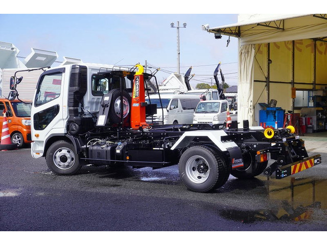 �o���E�g���b�N�Ƃ���1��1��d�l�̈قȂ镨�����A���m���Ɋ�Â�������₷�����������Ē����܂��B