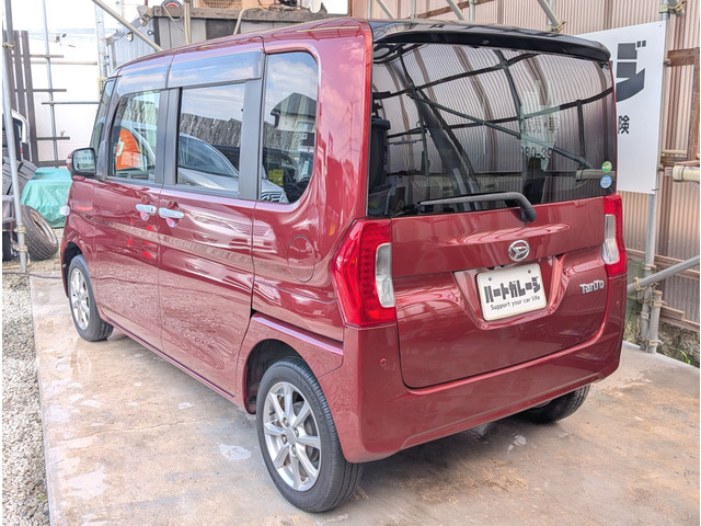 BOX�^�̎ԑ̂�L�����p�����ԓ���Ԃ��R���p�N�g�����������A�L�X�Ɨ]�T�̂���X�y�[�X�𑢂�o���Ă���Ă��܂��B