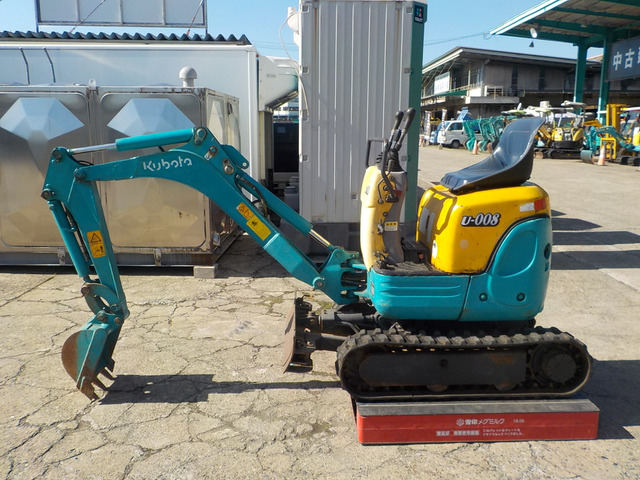 クボタミニバックホー