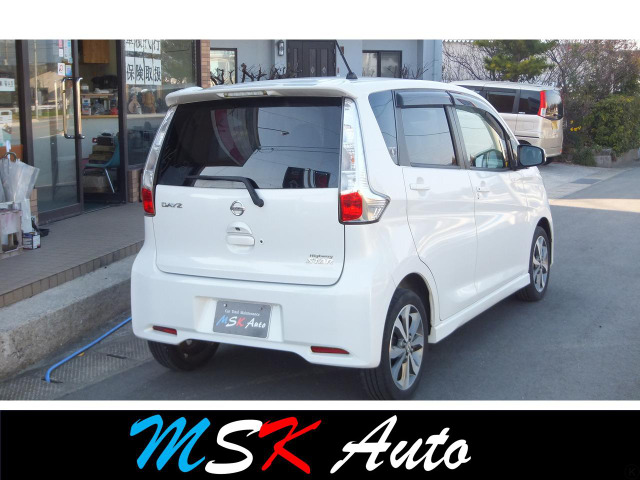 ���̂�̏�Ȃǂŋ}篂��Ԃ��K�v�ɂȂ����ۂɂ����X�ɂ����k���������B�[�Ԃ܂ł̊ԁA��Ԃ𖳗��ł��p�ӂł��܂�������A�����p���������B