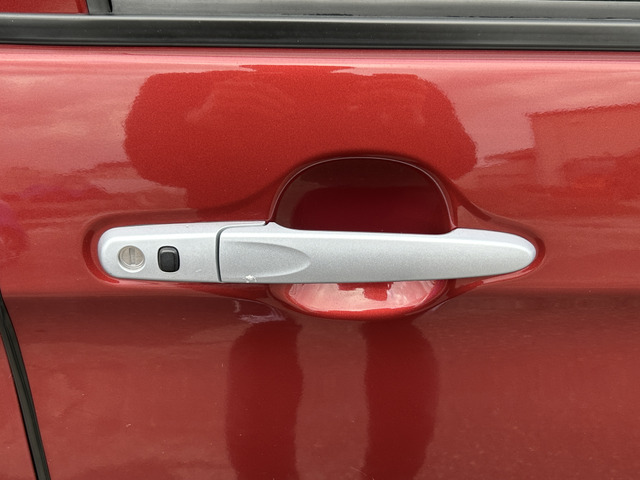 �y�x�����z���i�X�z���Ԃ������������܂��āA���ɗL�������܂��B�݌Ɏԗ��ɂȂ�܂��̂ŁA���񂲓s���̋X�������ɁA���ɗ��ĉ������B���X�\��������ƁA���ē����X���[�Y�ł��B