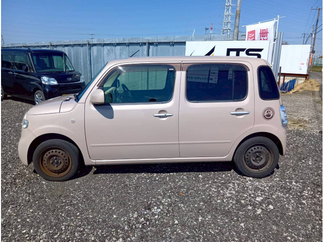 ���l�̔����[�h�ɑ����݌Ɏԗ���������܂��B