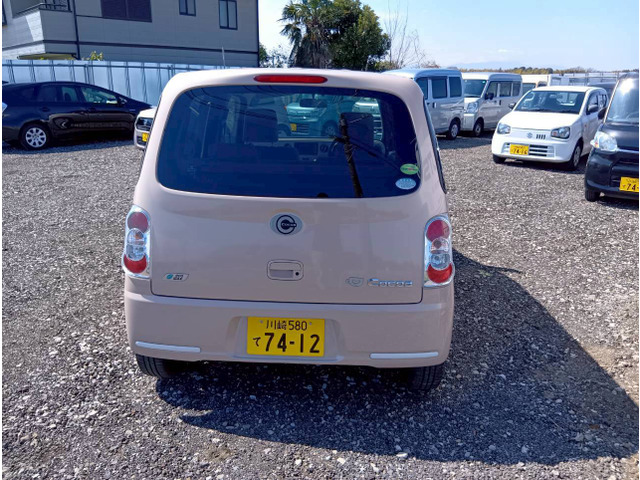 ���l�̔����[�h�ɑ����݌Ɏԗ���������܂��B