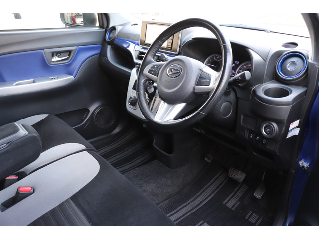 �h�����R/�o�b�N���j�^�[/�t���Z�O/LED�w�b�h�����v/15�C���`�A���~�z�C�[��/�X�e�A�����O�X�C�b�`/�v�b�V���X�^�[�g/�v�����X�e�A�����O