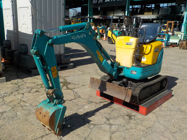 クボタミニバックホー