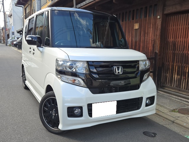 N-BOX�J�X�^��(�z���_) G �^�[�{ SS�p�b�P�[�W 2�g�[���J���[�X�^�C���@�Ԍ�2�N�t�`�_�������n!�i�r/�t���Z�O ���Îԉ摜