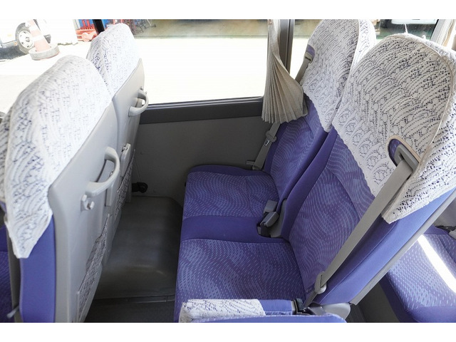 �V�Ԓ����������Ă���܂��B���g�p�̎ԂȂǂ����Ŕ[���������g���b�N����������u���Ă���܂��̂ł������������B