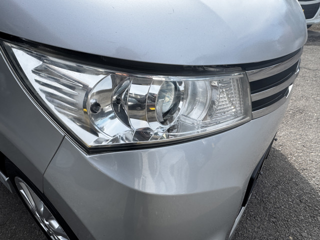 �������݂̂Ȃ��Y��ȃw�b�h���C�g���򉻂ɂ�鉩�΂݂�N���A�����͌����܂���BLED�̑���������܂��B