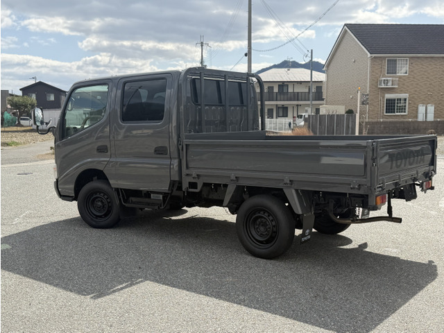 �V�i�o�b�e���[�����ς݁A�^�C��5�{�V�i�����ς�(�X�y�A�^�C����)�B