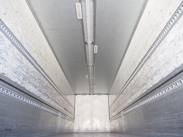 スーパーグレートウィング