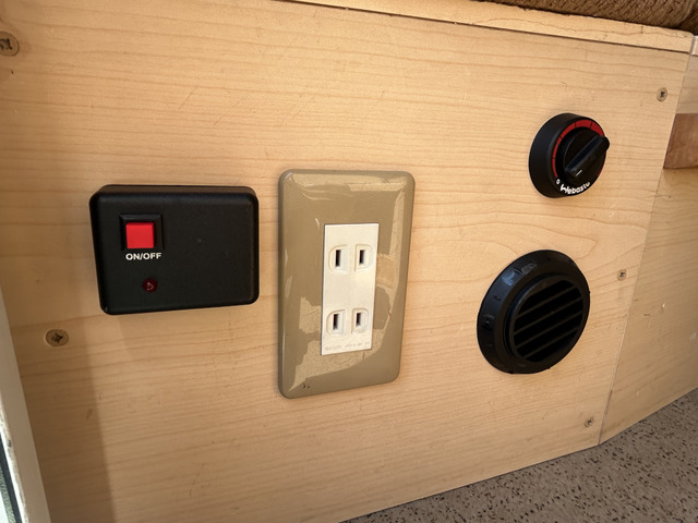 �C���o�[�^�[�����[�g�X�C�b�` 100V�R���Z���g FF�q�[�^�[�X�C�b�`