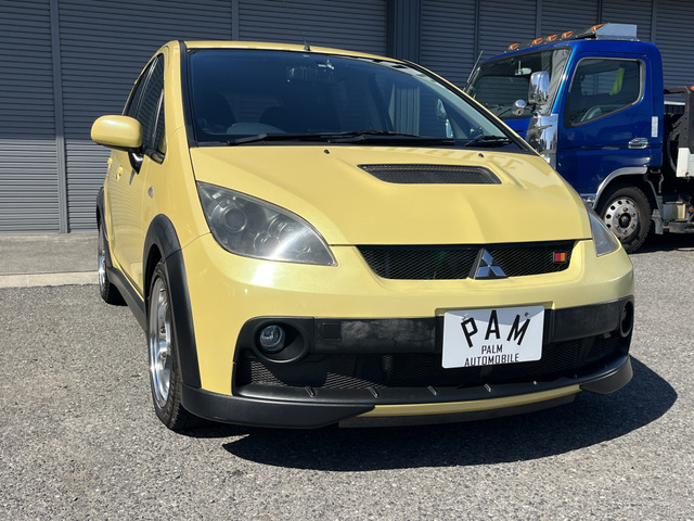 フロント斜めからの一枚です。