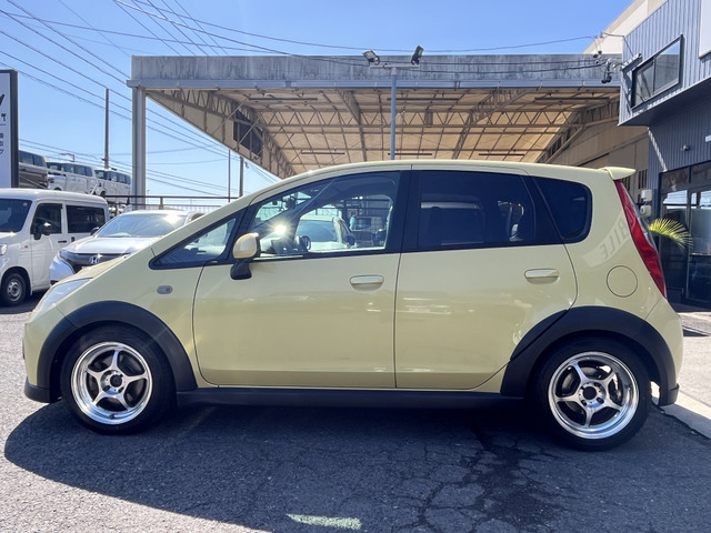 左サイドです。