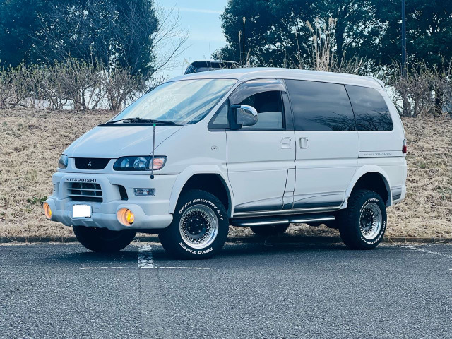 デリカスぺースギア3.0 アクティブフィールドエディション ハイルーフ 4WD