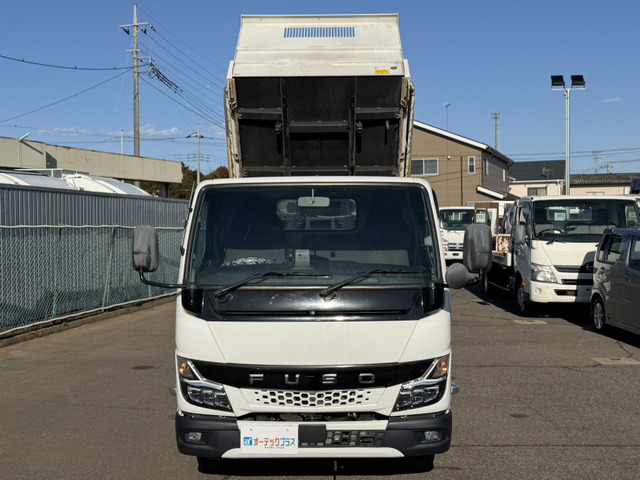 キャンターダンプ