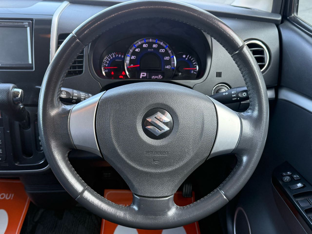 ��LINE�Ŗ₢���킹��24����365���A���ł��C�ɂ���LINE�ɂĂ��C�y�ɖ₢���킹���������܂��B�C�ɂȂ�l���̎ʐ^�⓮������点�Ă��������܂��B�G���W�����������Ă��������܂��B