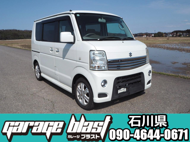 4WD�E�^�[�{�EAA3.5�_�ŏC���Ȃ��E�G���W���͑��s�������C�ɂȂ�Ȃ��`�F�[�����ł��E�Y���4WD�^�[�{�ł��E����1�x���ĉ������A�����ƋC�ɓ����Ē�����Ǝv���܂�