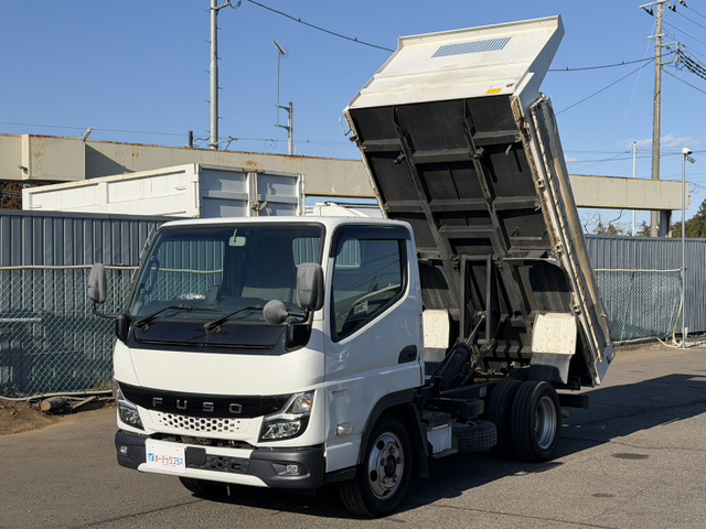 キャンターダンプ