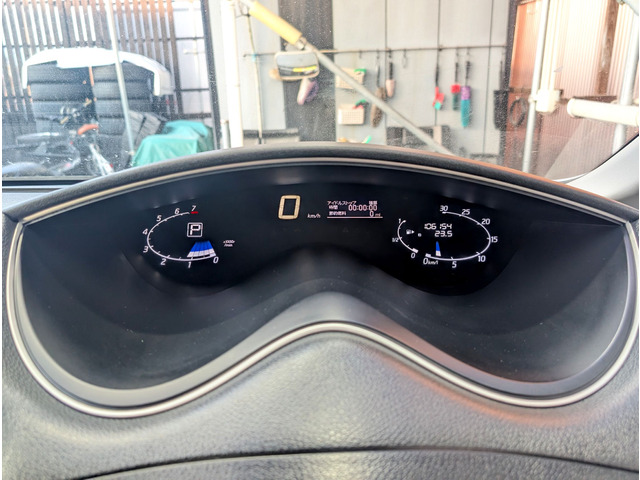 �z���C�g&�u���[�Ɍ��郁�[�^�[���F�B�Z���^�[���ɂ͎��p����\������C���t�H���[�V�����f�B�X�v���C��������Ă܂��B