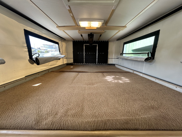 �|�b�v�A�b�v���[�t�����A�Q�\�ł�!���@��186cm&times;138cm�ƂȂ��Ă���܂�!