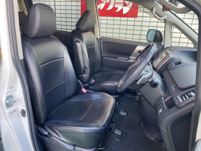 �t�����g�V�[�g�͎g�p���͂���܂������X�͑S�ԃN���[�j���O�����{���Ă���܂��̂ŁA�ƂĂ��Y��ȏ�Ԃł�!�ԓ��͍L�X�Ƃ��Ă��āA�������Ƃ���8�l���ł�!���o�����ɂ��劈��!