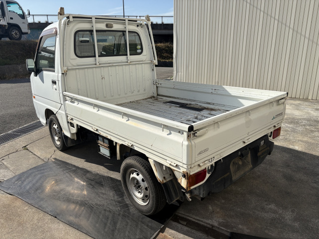 サンバートラック