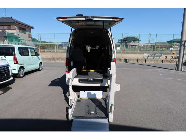 ハイエースバン2.0 ウェルキャブ Bタイプ ロング