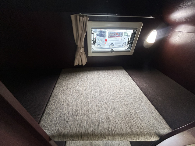 ��i�x�b�h��i�ł�!���@��190cm&times;75cm�ƂȂ��Ă���܂�!