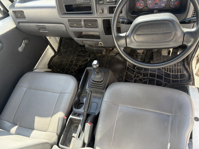 サンバートラック