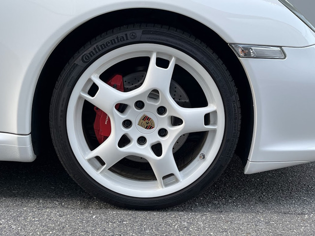 �t�����g235/35ZR19�R���`�l���^���^�C��(2022�N����)