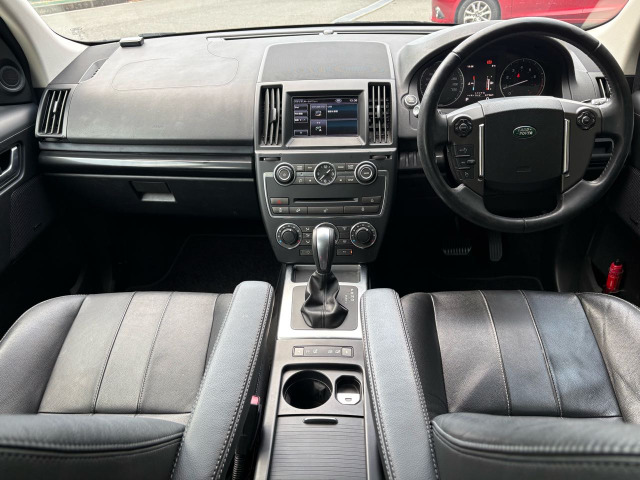 �C���p�l����