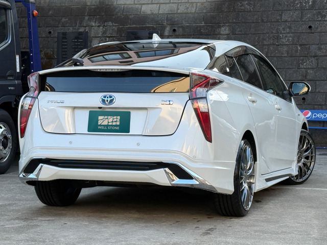 プリウス1.8 S セーフティ プラス