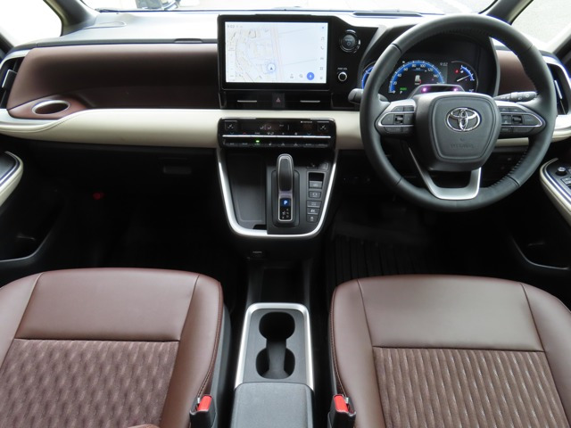 ノア1.8 ハイブリッド Z