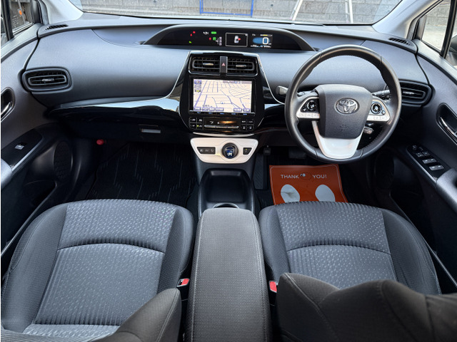 プリウス1.8 S セーフティ プラス